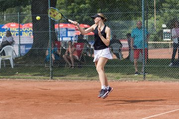 Annika Schult 217 - Melosch Recycling Open